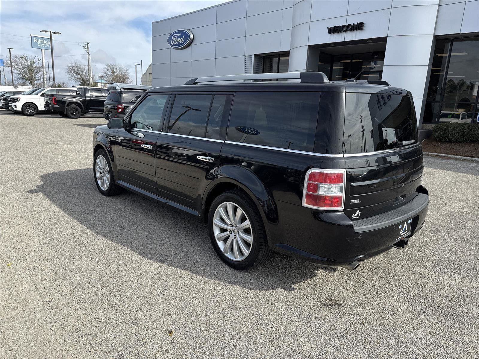 Certified 2019 Ford Flex SEL w/ Equipment Group 202A image 12