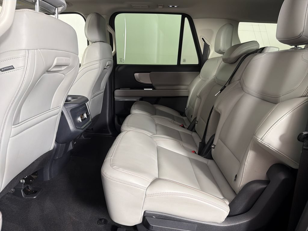 Certified 2025 Ford Expedition Max Active AWD/4WD image 24