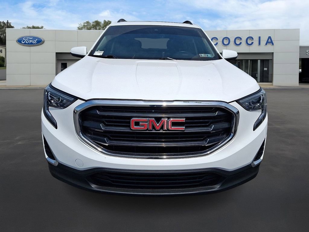 Used 2020 GMC Terrain SLE w/ Driver Convenience Package AWD/4WD image 2