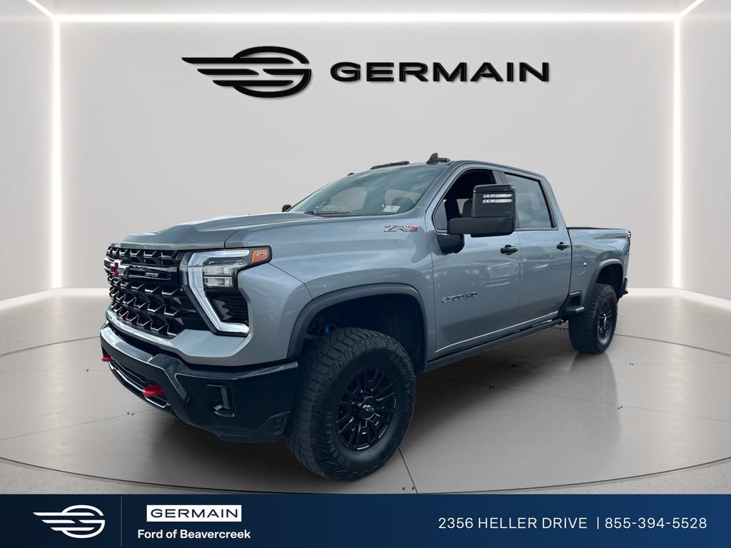 Used 2024 Chevrolet Silverado 2500 ZR2 w/ Technology Package AWD/4WD image 4