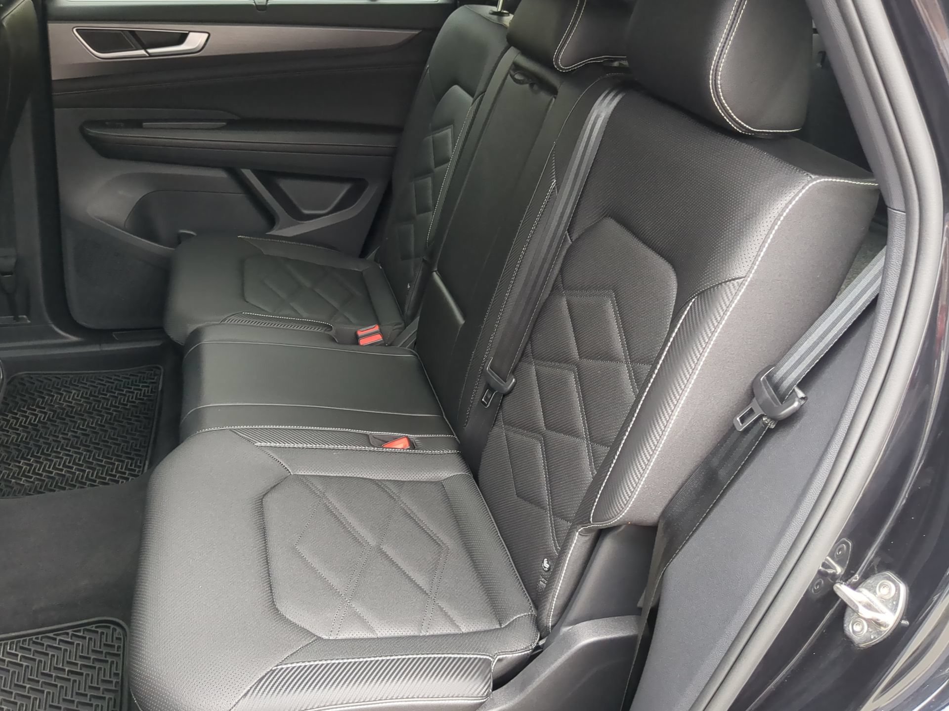 Used 2026 Volkswagen Atlas Cross Sport SE FWD image 55