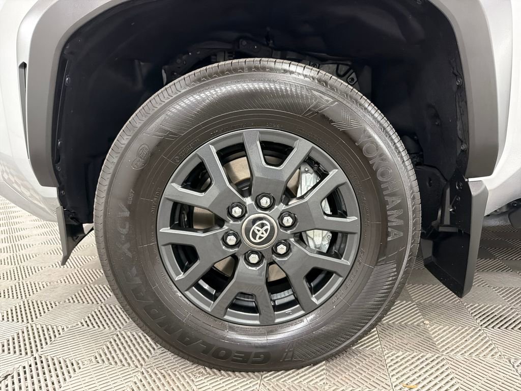 Used 2025 Toyota 4Runner SR5 RWD image 13