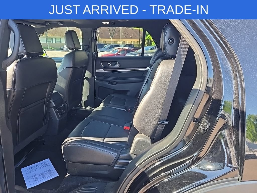 Certified 2018 Ford Explorer Limited AWD/4WD image 12