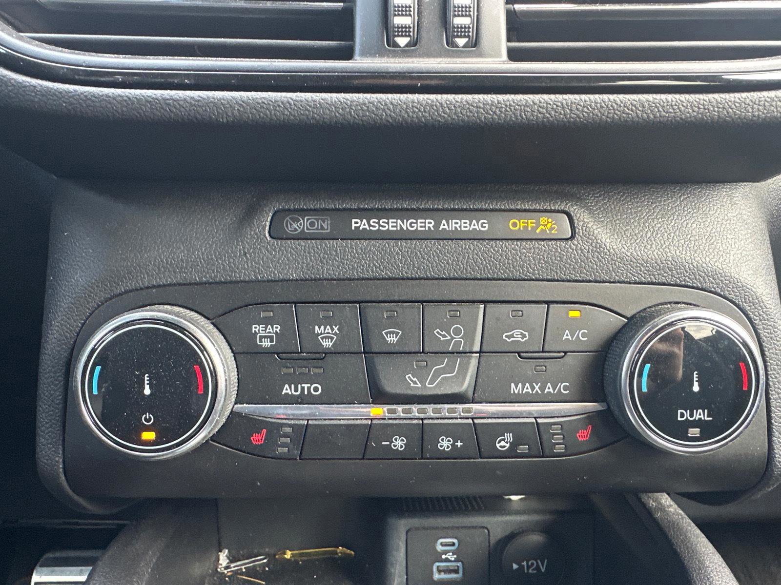 Certified 2023 Ford Escape ST-Line w/ Cold Weather Package image 16