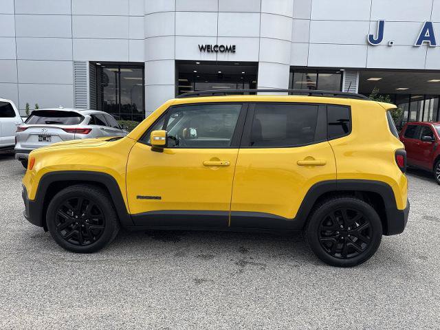 Used 2018 Jeep Renegade Altitude w/ Popular Equipment Group FWD image 2