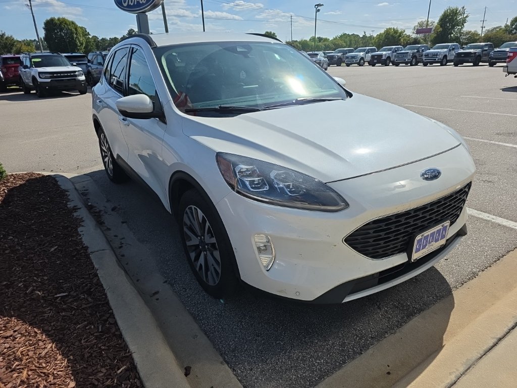 Certified 2020 Ford Escape Titanium AWD/4WD image 2