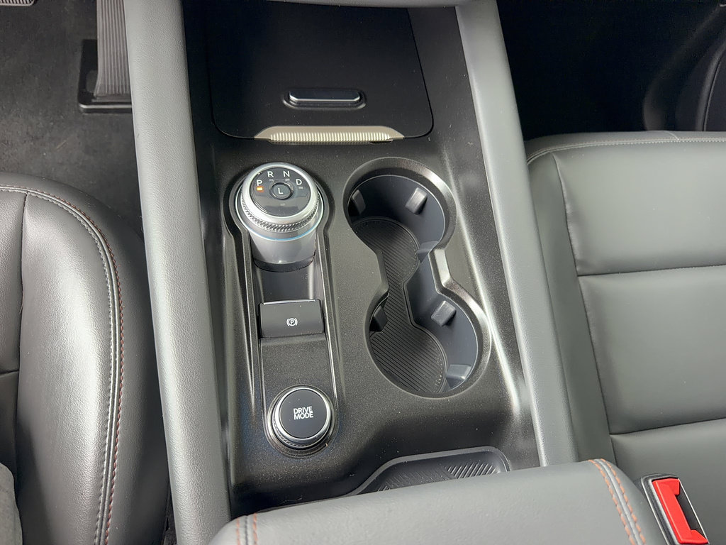 Certified 2025 Ford Explorer Active w/ Active Comfort Package RWD image 23