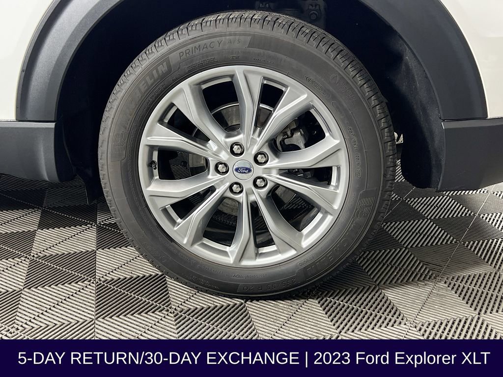 Certified 2023 Ford Explorer XLT w/ Equipment Group 202A image 37
