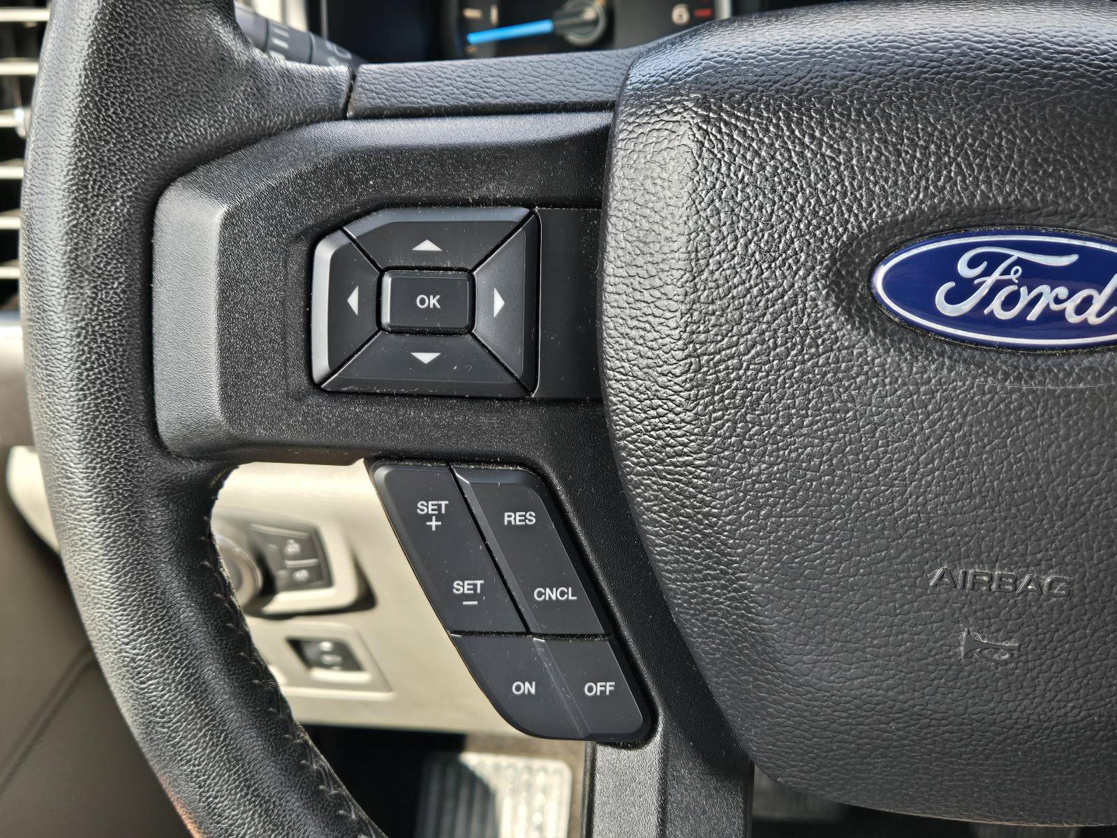 Certified 2020 Ford F150 XLT w/ Equipment Group 302A Luxury RWD image 23