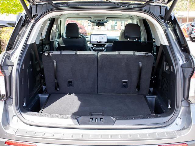 Certified 2025 Ford Explorer Active w/ Active Comfort Package AWD/4WD image 24