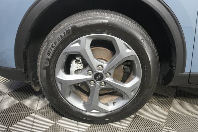 Certified 2025 Ford Escape ST-Line Select AWD/4WD image 9