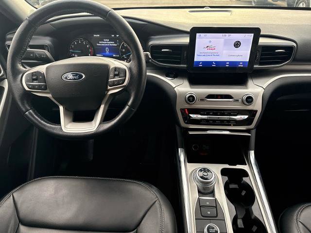 Certified 2022 Ford Explorer XLT w/ Equipment Group 202A image 12