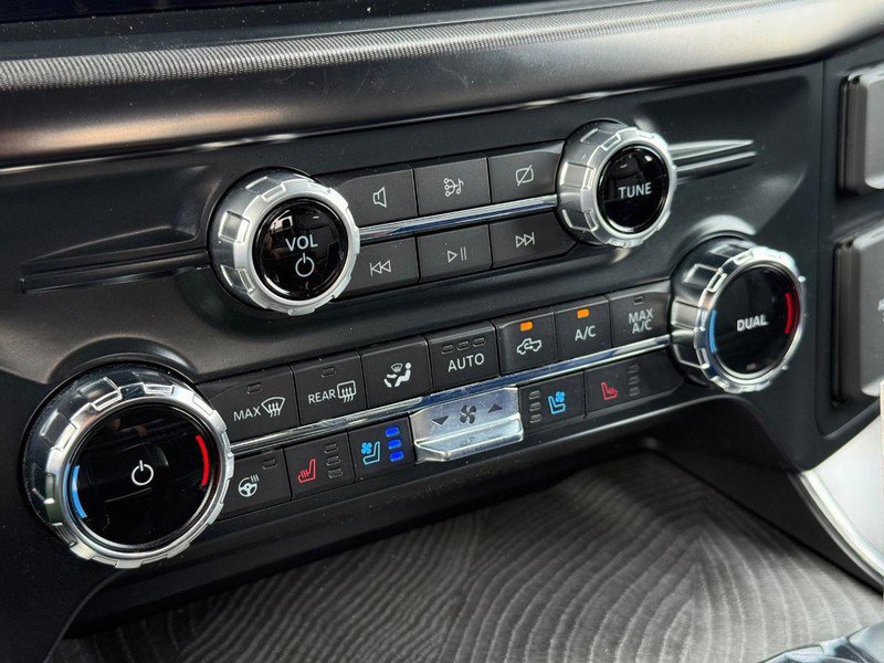 Certified 2022 Ford F150 Platinum w/ Equipment Group 701A High image 27