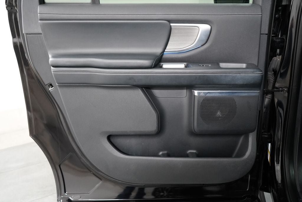 Certified 2025 Ford Expedition Max Platinum AWD/4WD image 31