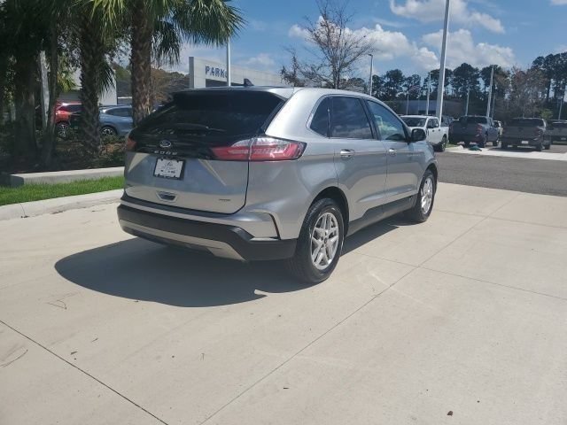 Certified 2024 Ford Edge SEL AWD/4WD image 6
