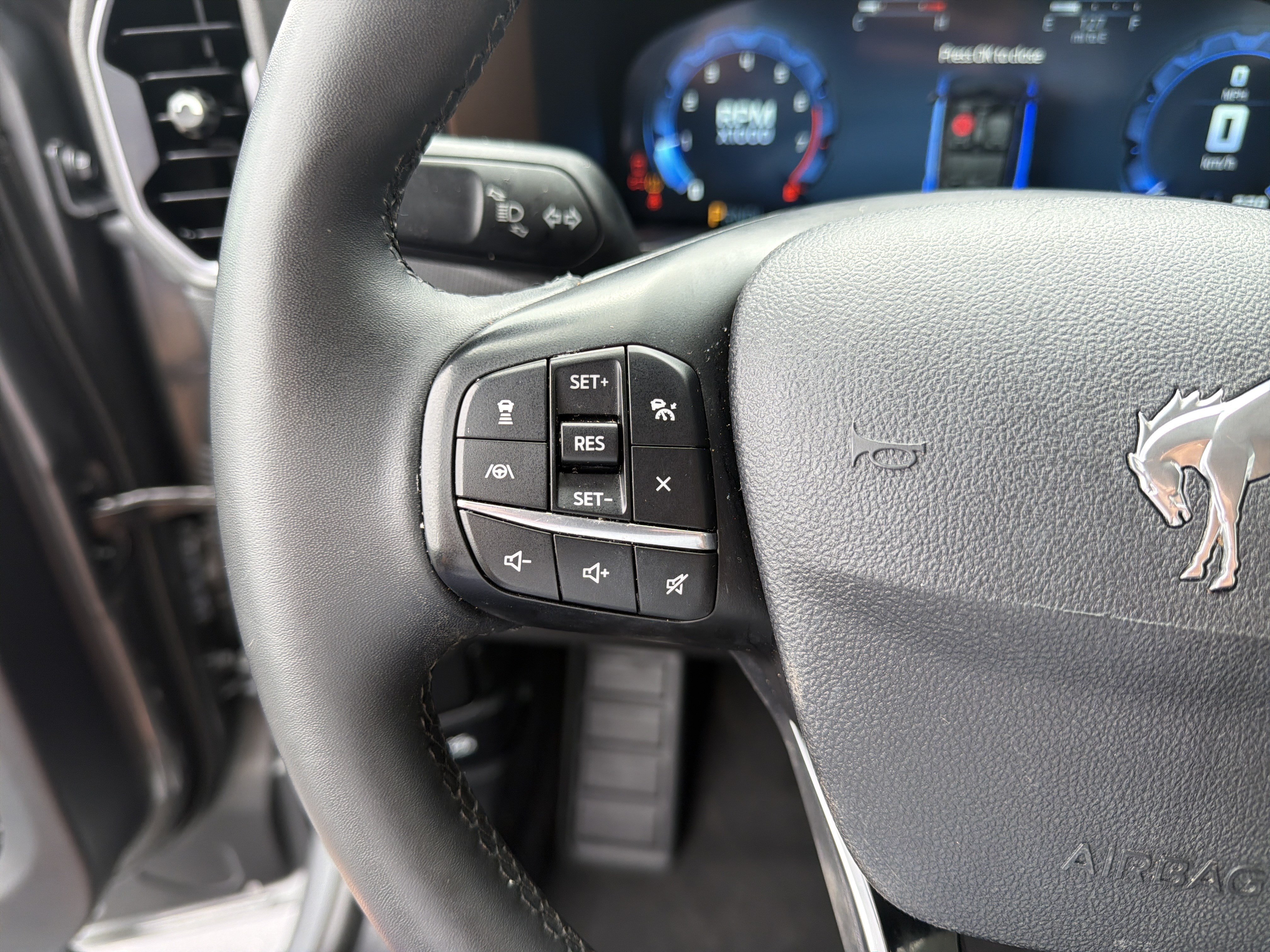 Certified 2025 Ford Bronco Sport Outer Banks w/ Outer Banks Tech Package+ AWD/4WD image 29