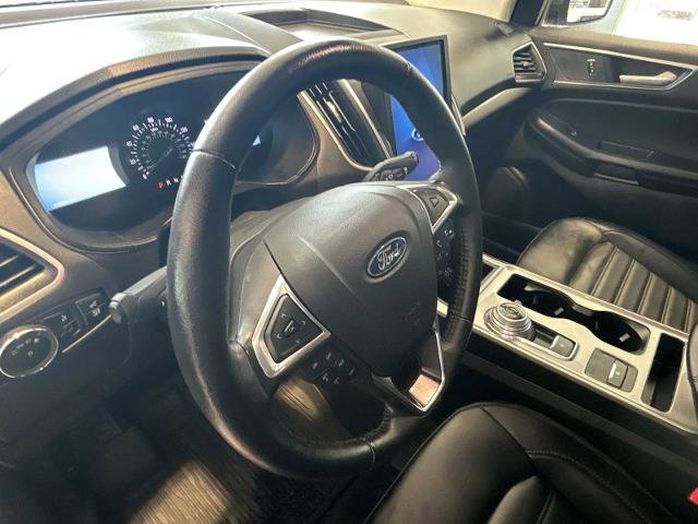 Certified 2024 Ford Edge SEL w/ Convenience Package AWD/4WD image 9