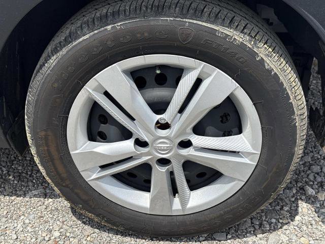 Used 2024 Nissan Kicks S FWD image 6