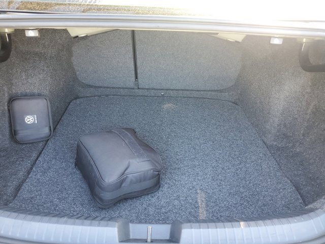 Used 2021 Volkswagen Jetta S w/ Driver Assistance Package image 8