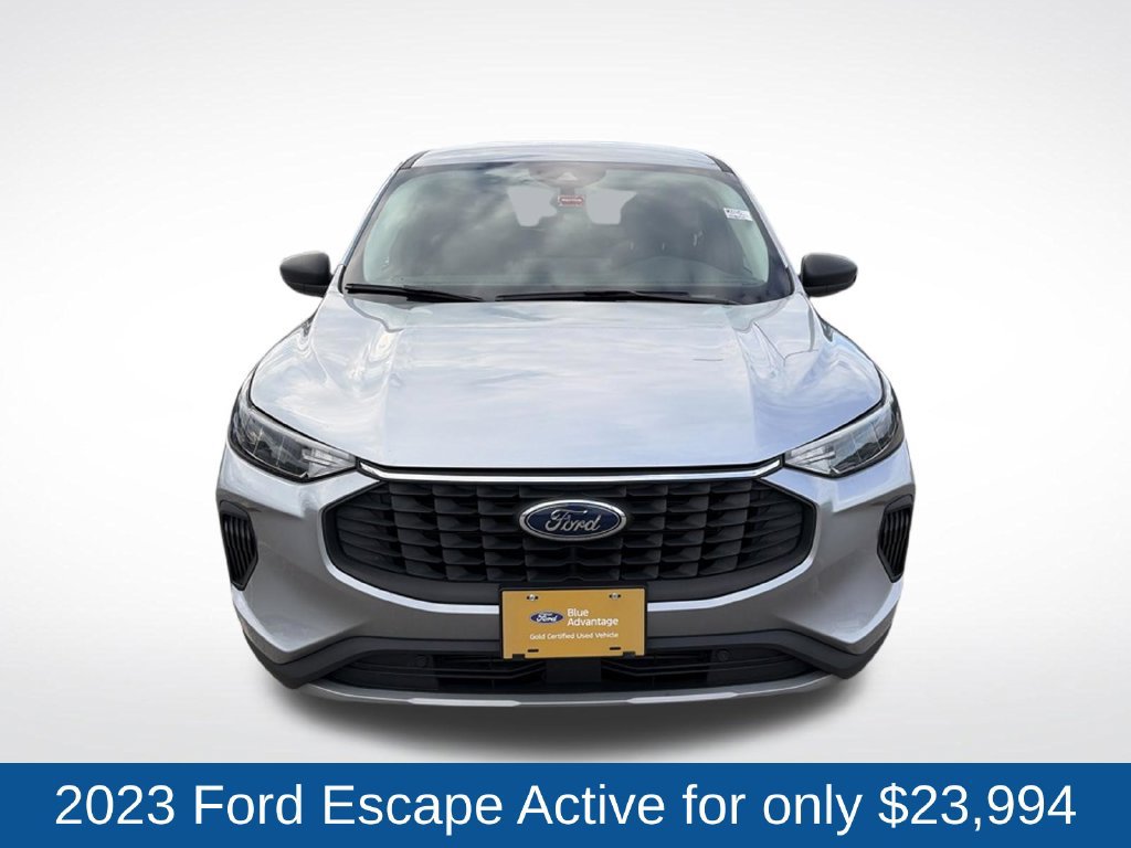 Certified 2023 Ford Escape Active w/ Tech Pack #1 AWD/4WD image 2