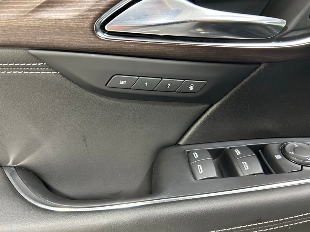 Used 2023 Buick Envision Avenir AWD/4WD image 15