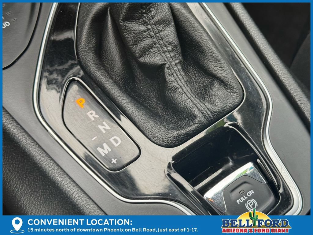 Used 2019 Jeep Cherokee Limited image 24