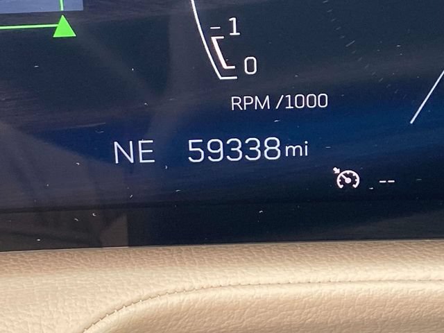 Used 2024 Cadillac XT4 Premium Luxury FWD image 22