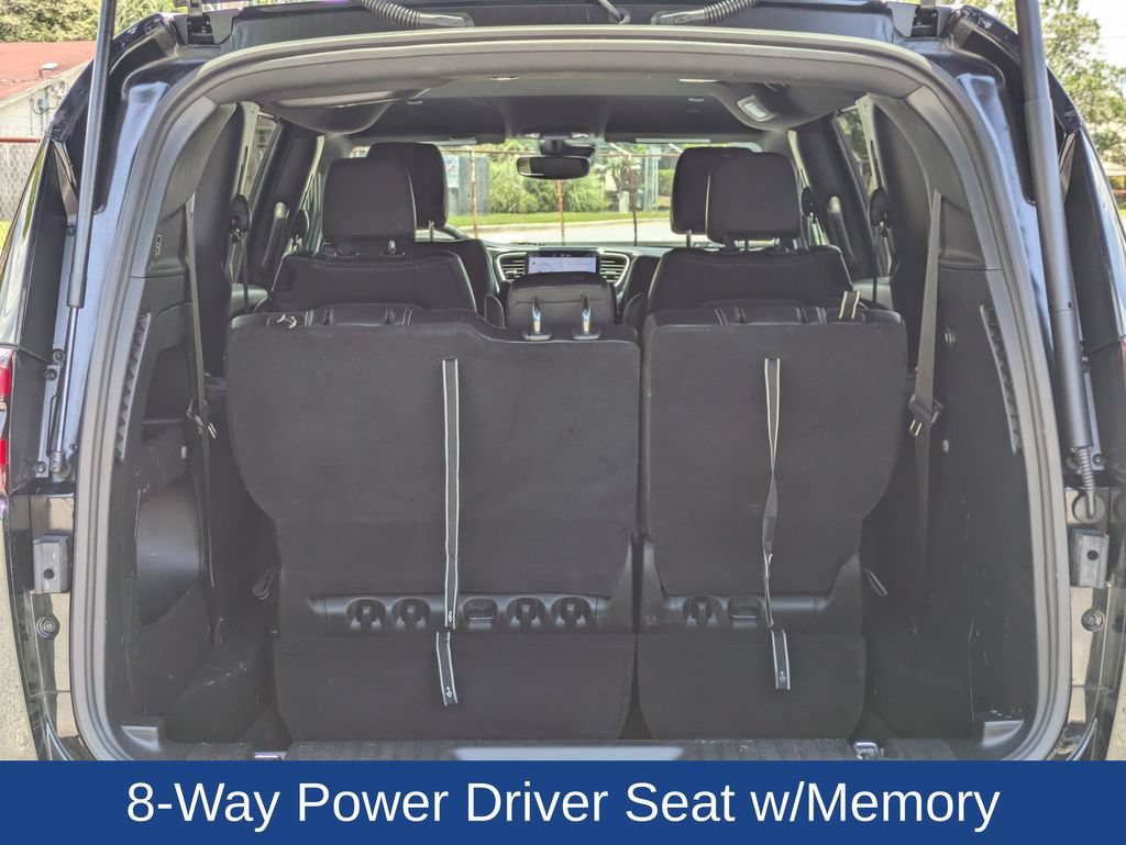 Used 2025 Chrysler Pacifica Select FWD image 14