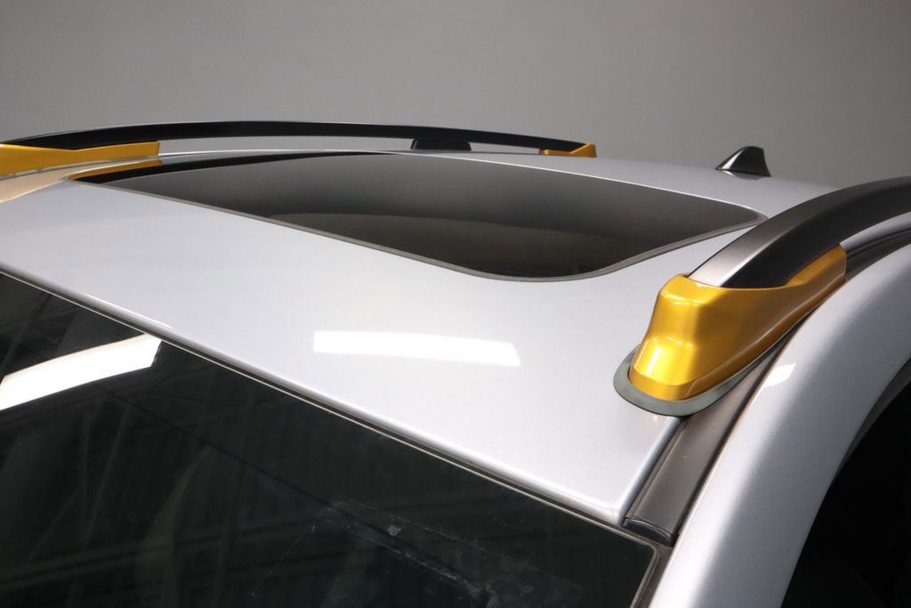 Used 2024 Subaru Crosstrek 2.5i Wilderness AWD/4WD image 38