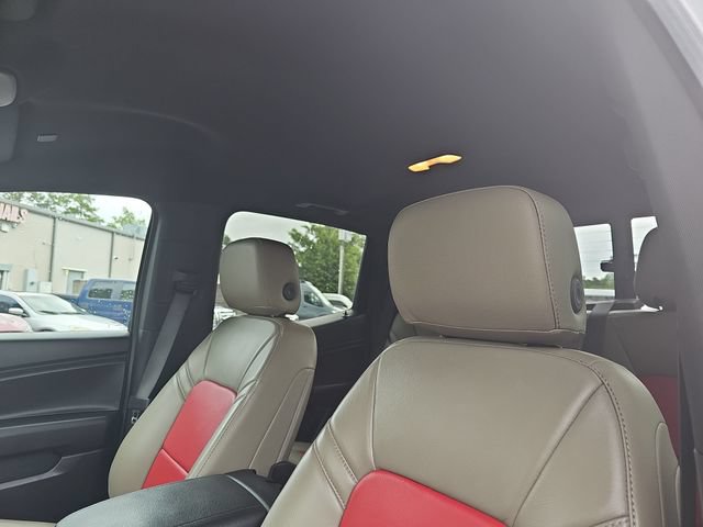 Used 2023 Chevrolet Colorado Trail Boss w/ Technology Package AWD/4WD image 16