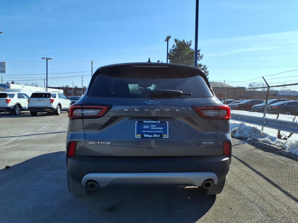 Certified 2023 Ford Escape Active image 3