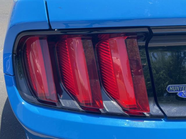 Certified 2017 Ford Mustang Coupe RWD image 28