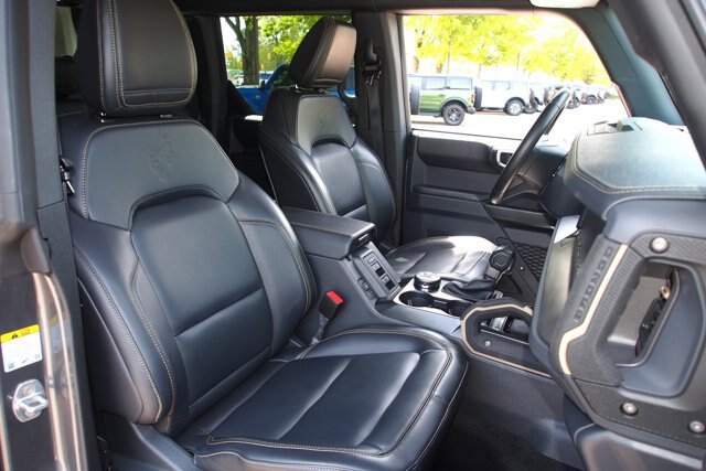 Certified 2025 Ford Bronco Badlands AWD/4WD image 11