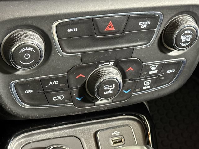 Used 2018 Jeep Compass Latitude w/ Popular Equipment Group AWD/4WD image 37