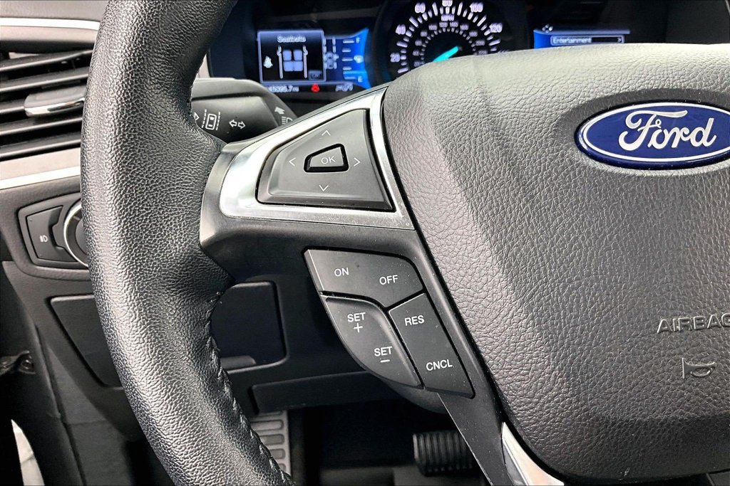 Certified 2024 Ford Edge SEL w/ Convenience Package AWD/4WD image 18