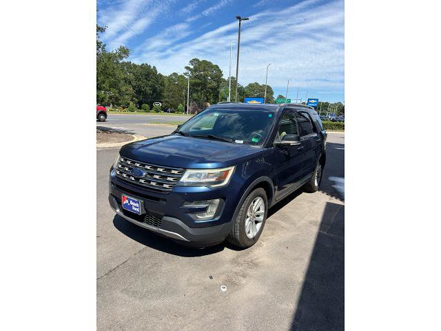 Certified 2017 Ford Explorer XLT w/ Equipment Group 201A FWD image 1
