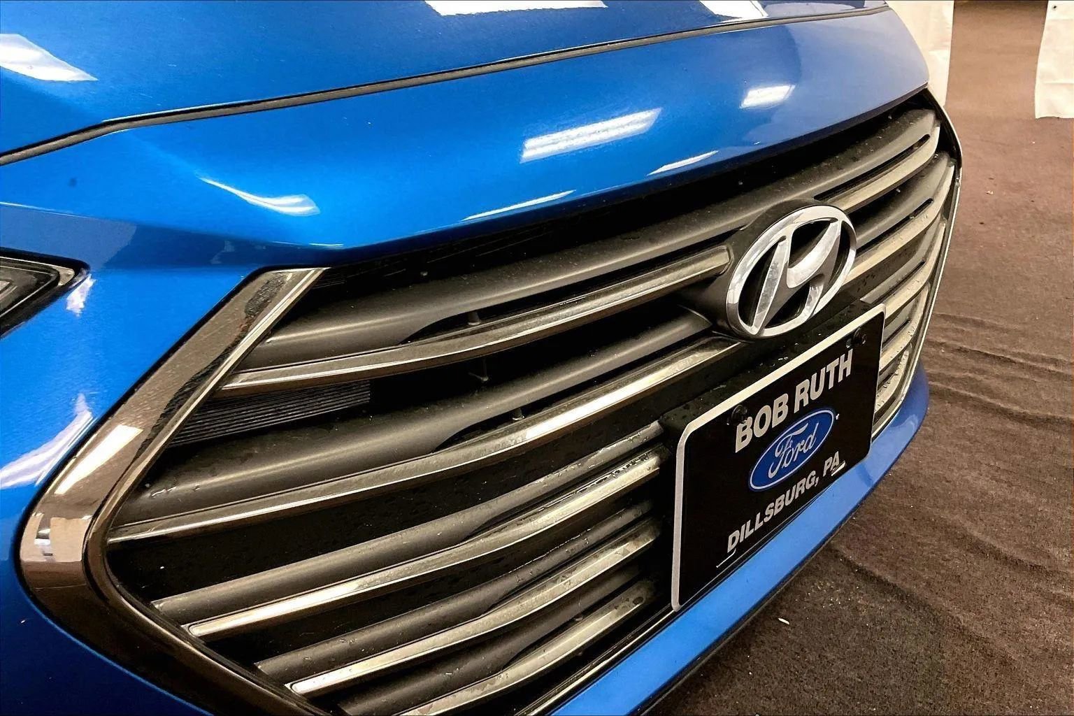 Used 2017 Hyundai Elantra Limited w/ Limited Tech Package 04 image 29