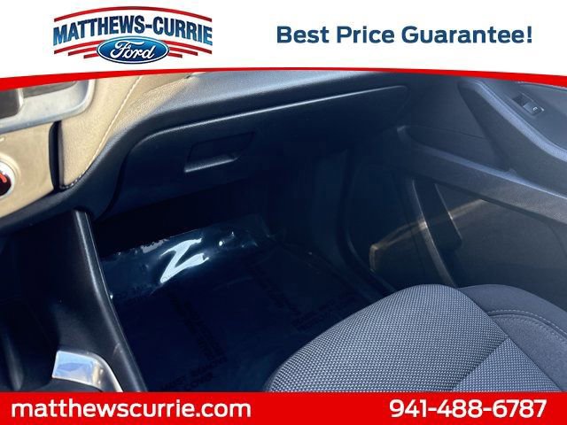 Used 2022 Chevrolet Traverse LT image 24