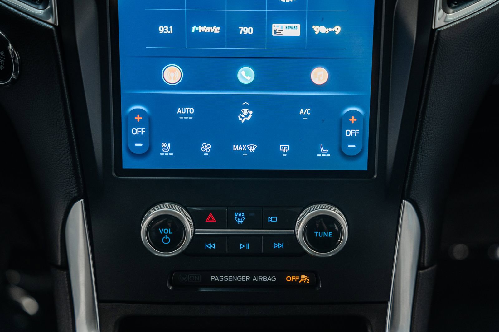 Certified 2022 Ford Edge Titanium AWD/4WD image 31