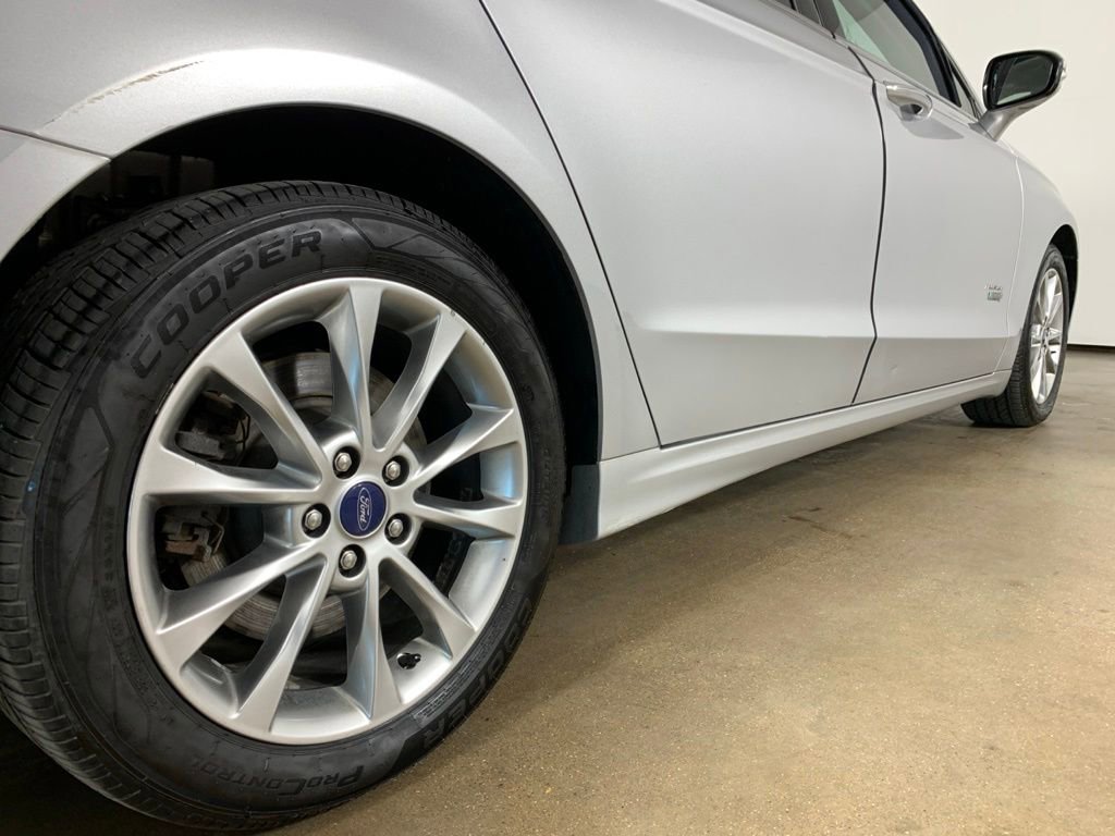 Certified 2017 Ford Fusion Energi SE FWD image 8