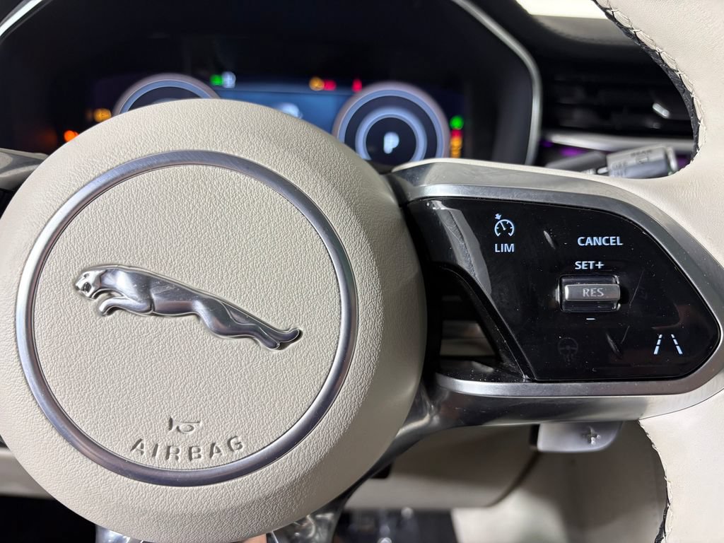 Used 2021 Jaguar F-PACE S AWD/4WD image 22