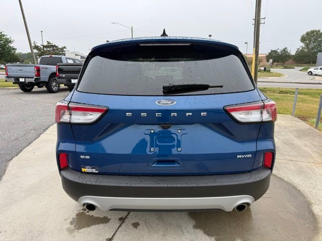 Certified 2022 Ford Escape SE w/ Cold Weather Package AWD/4WD image 9