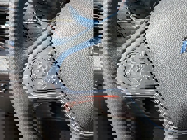 Used 2022 Chevrolet Traverse LT image 18