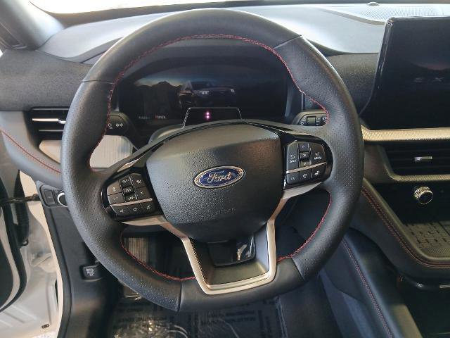 Certified 2025 Ford Explorer ST-Line w/ Premium Package image 13