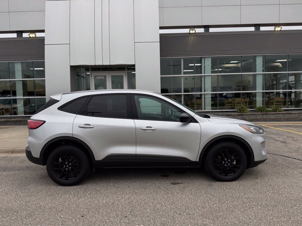 Certified 2020 Ford Escape SE Sport AWD/4WD image 37