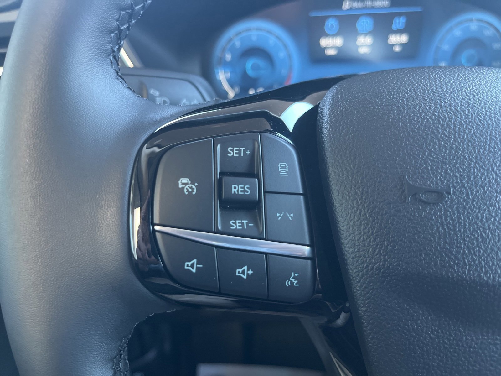 Certified 2023 Ford Escape Platinum image 21