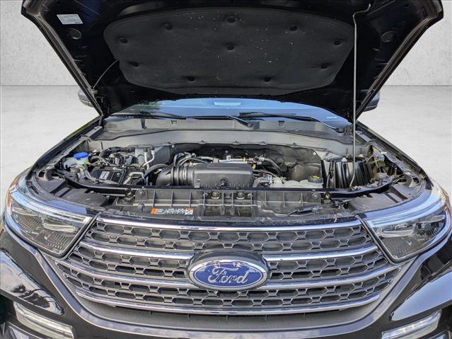 Certified 2022 Ford Explorer XLT w/ Equipment Group 202A image 24