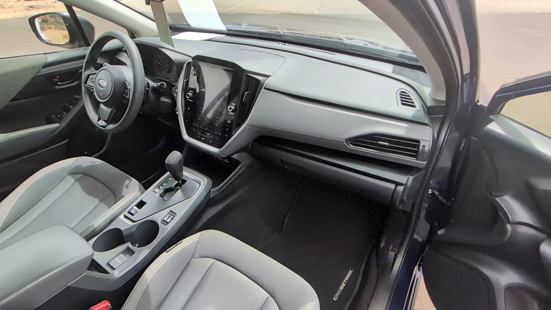 Used 2025 Subaru Crosstrek 2.5i Premium AWD/4WD image 32