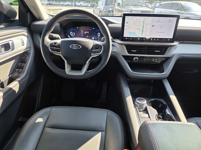 Certified 2026 Ford Explorer Active w/ Active Comfort Package RWD image 10