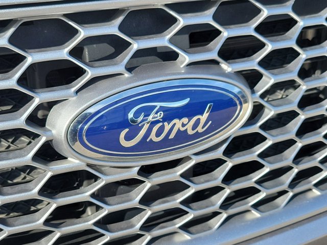 Certified 2024 Ford Edge SEL image 7